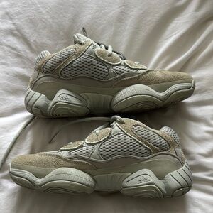 Yeezy 500 Salt